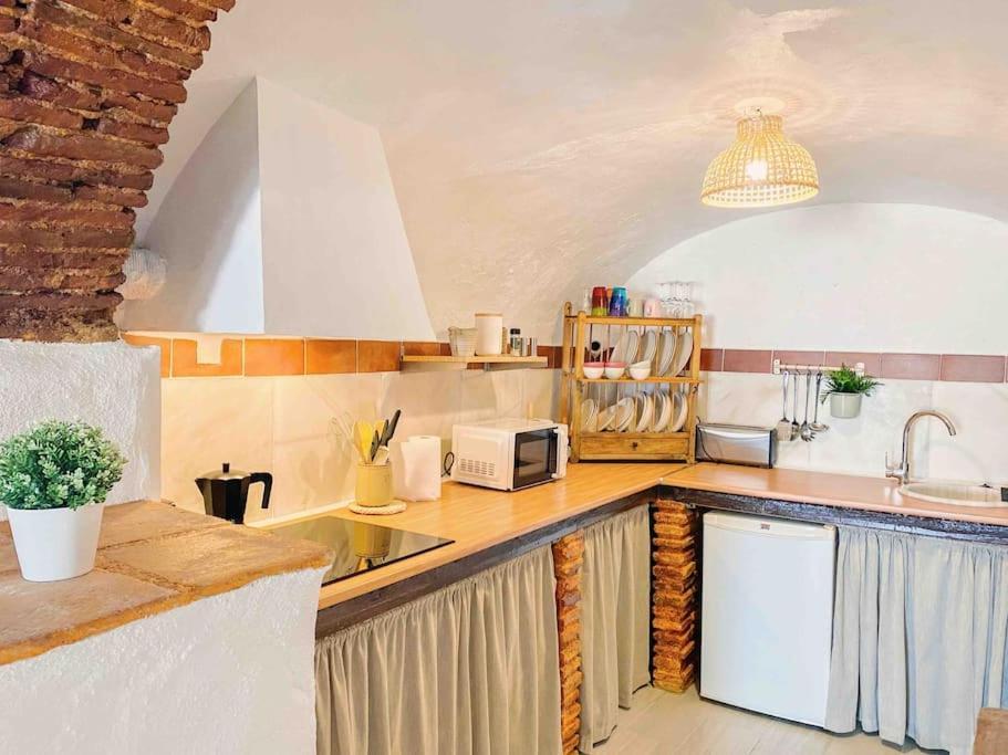 La Palmera. Casa Rural Con Piscina Privada. Benadalid Luaran gambar